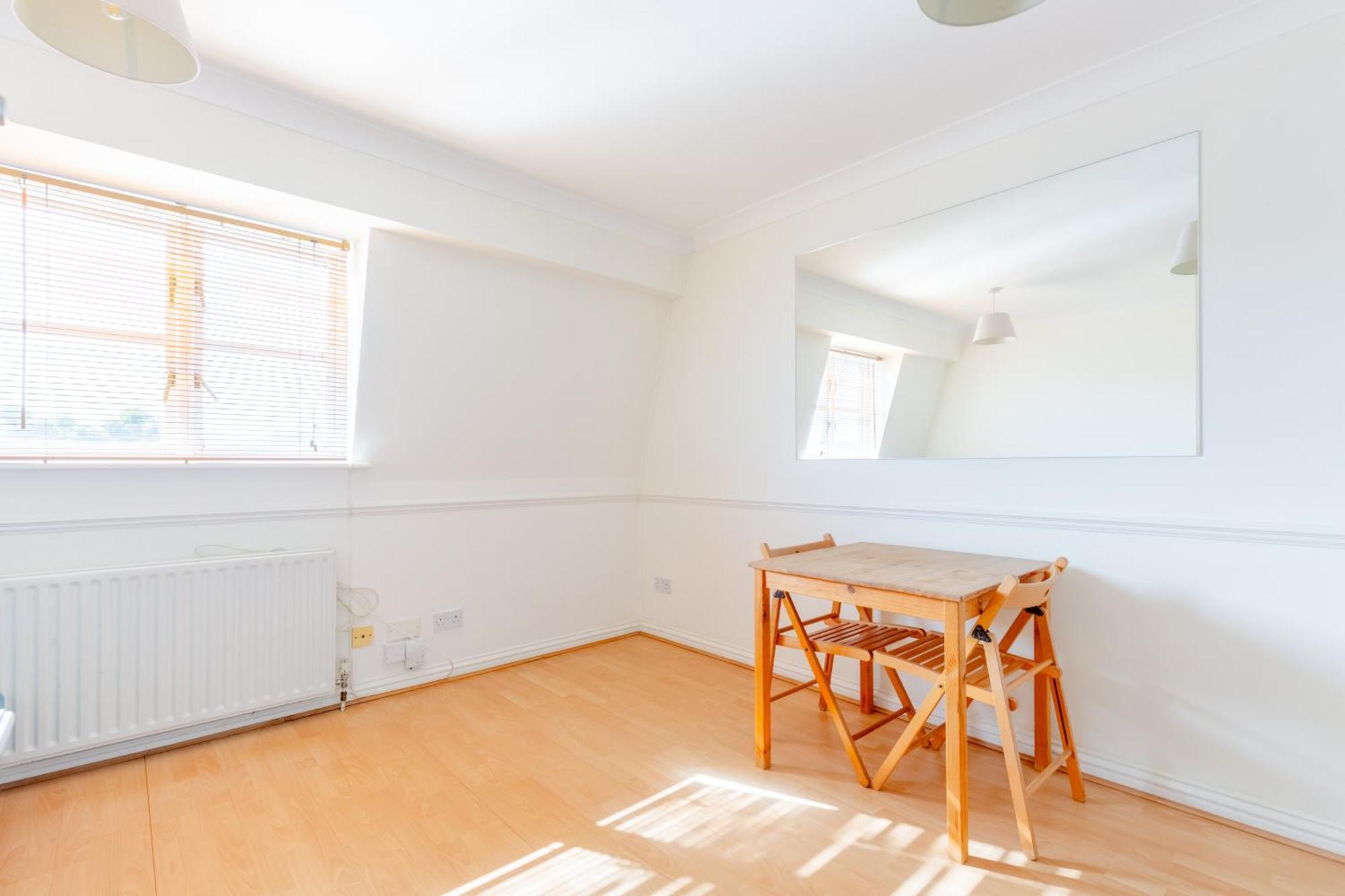 Cosy 1bd Flat Views And Easy Transport Links * Londra